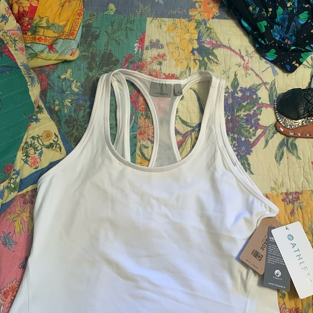 Athleta inversion mesh tank NWT
